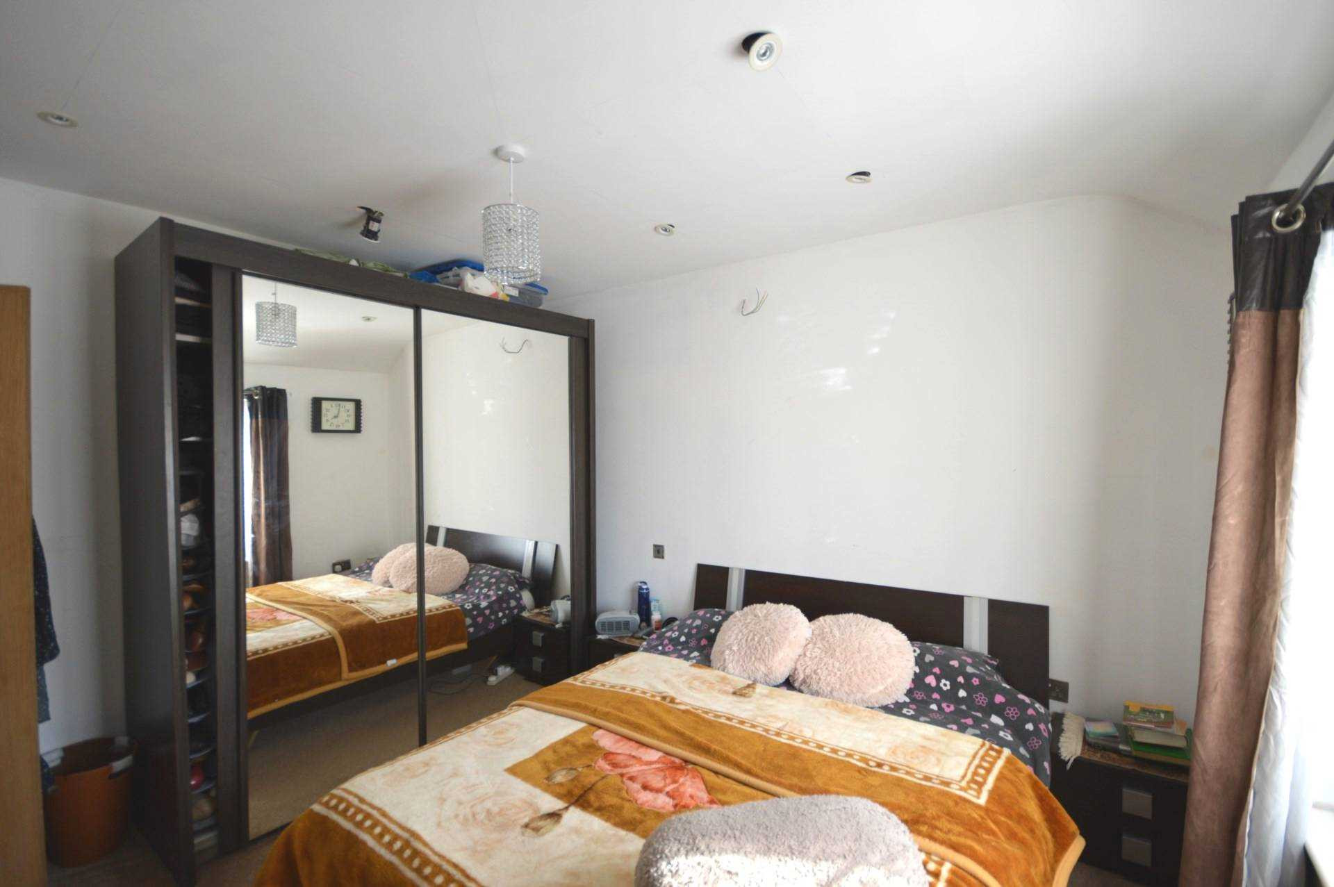 4 bed student house to rent on Polesworth Road, Chelmsford, RM9 6AH