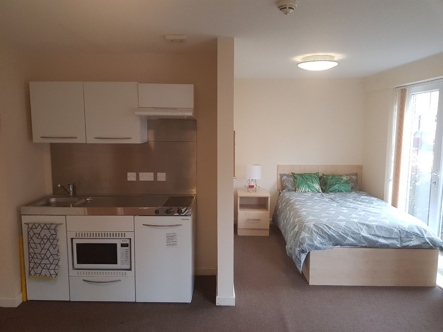 student-studio-flat-to-rent-on-bywater-house-edgbaston-birmingham