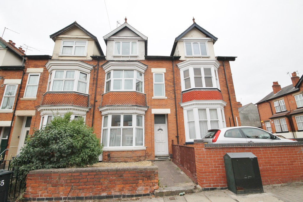 5 bed student house to rent on Glenfield Road, Leicester, LE3 6AU StuRents