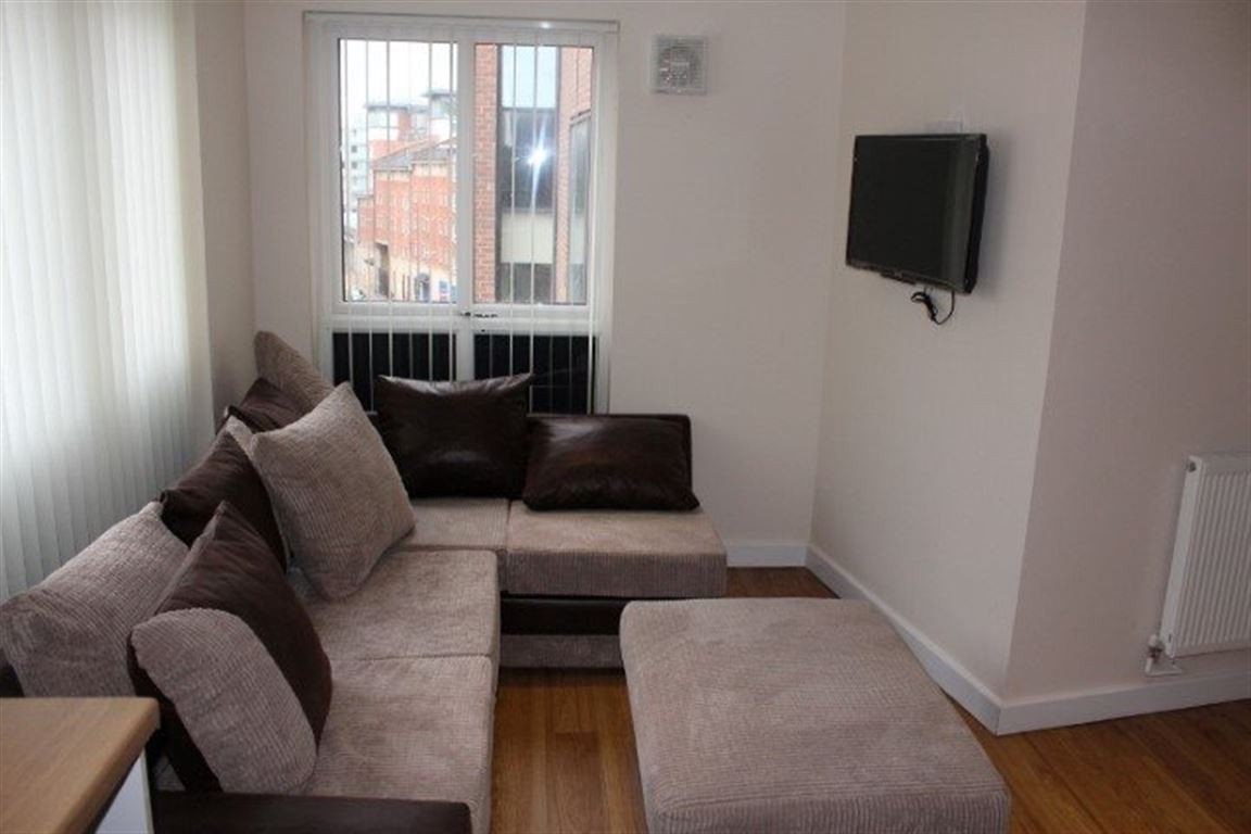 5 bed student house to rent on Vauxhall Road, Liverpool, L3 6BL StuRents