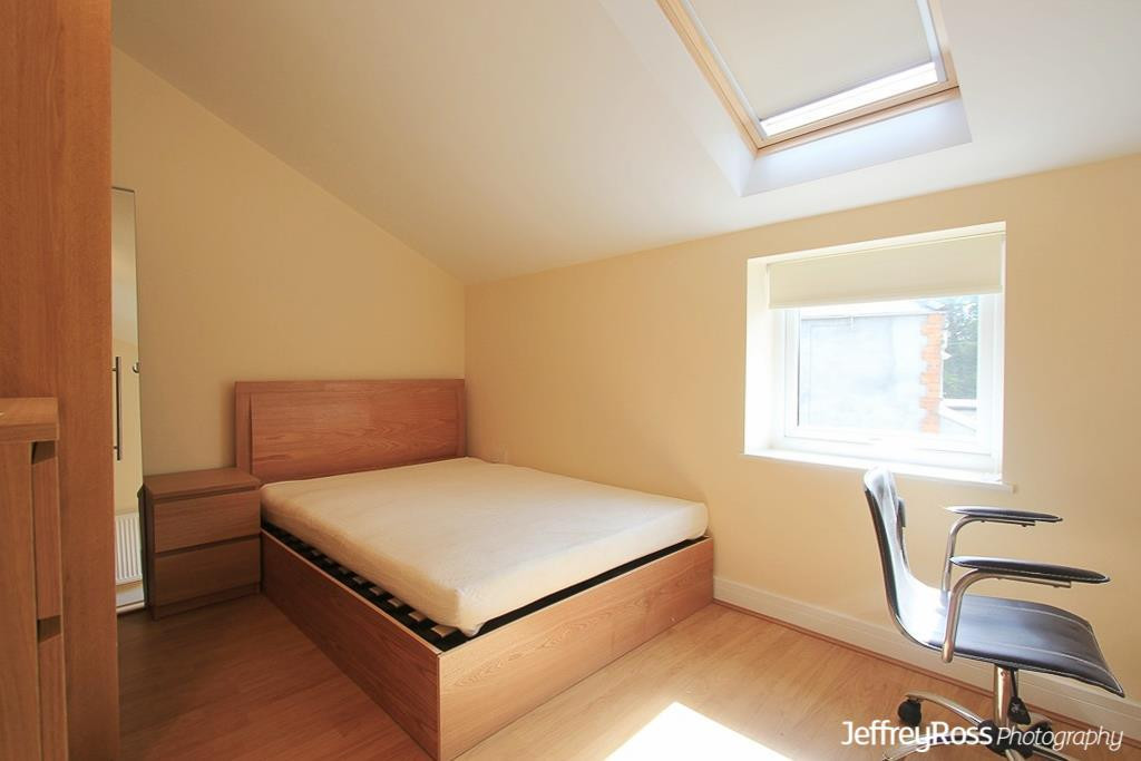 bed student cardiff house 7 Road Cardiff student Richmond 7 bed  in accommodation