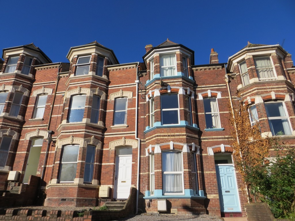7 bed student house to rent on 25 Mount Pleasant Road, Exeter, EX4 7AD StuRents