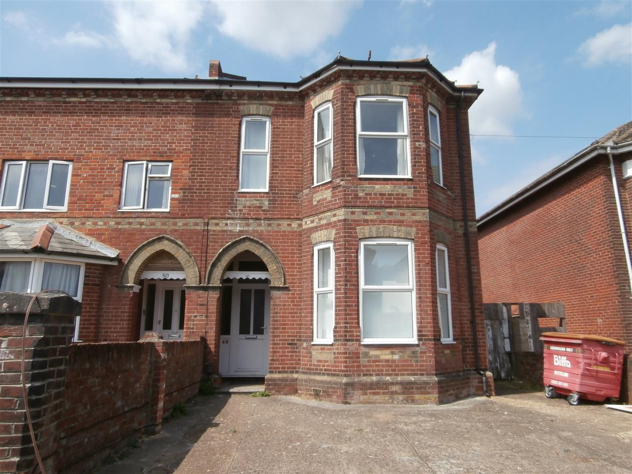 8 bed student house to rent on Alma Road, Southampton, SO14 6UP StuRents