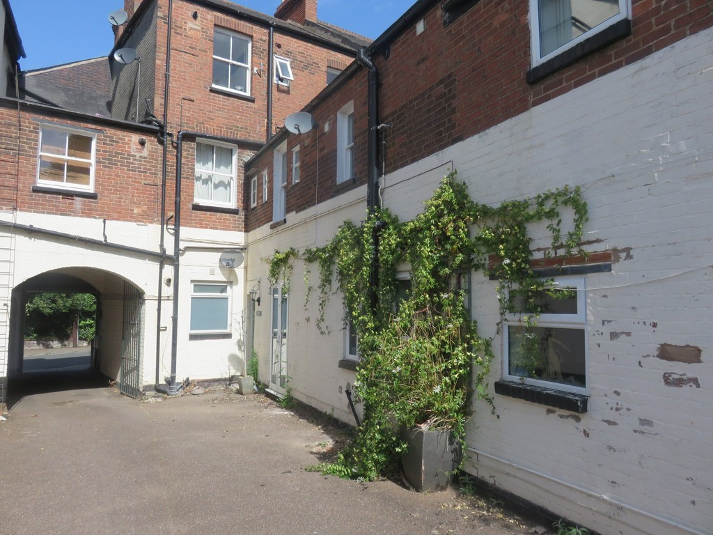 2 bed student house to rent on Pennsylvania Road, Exeter, EX4 6BH StuRents