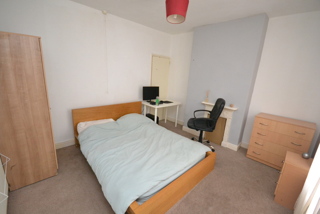 4 bed student house to rent on Harcourt Street, Derby, DE1 1PW StuRents