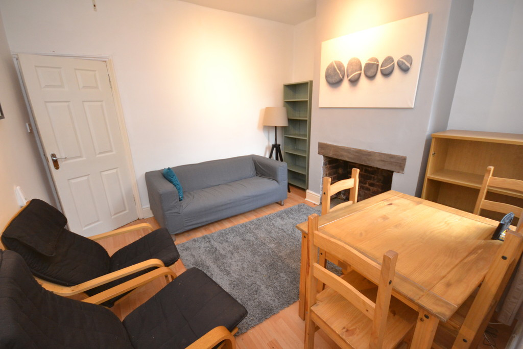 4 bed student house to rent on Harcourt Street, Derby, DE1 1PW StuRents