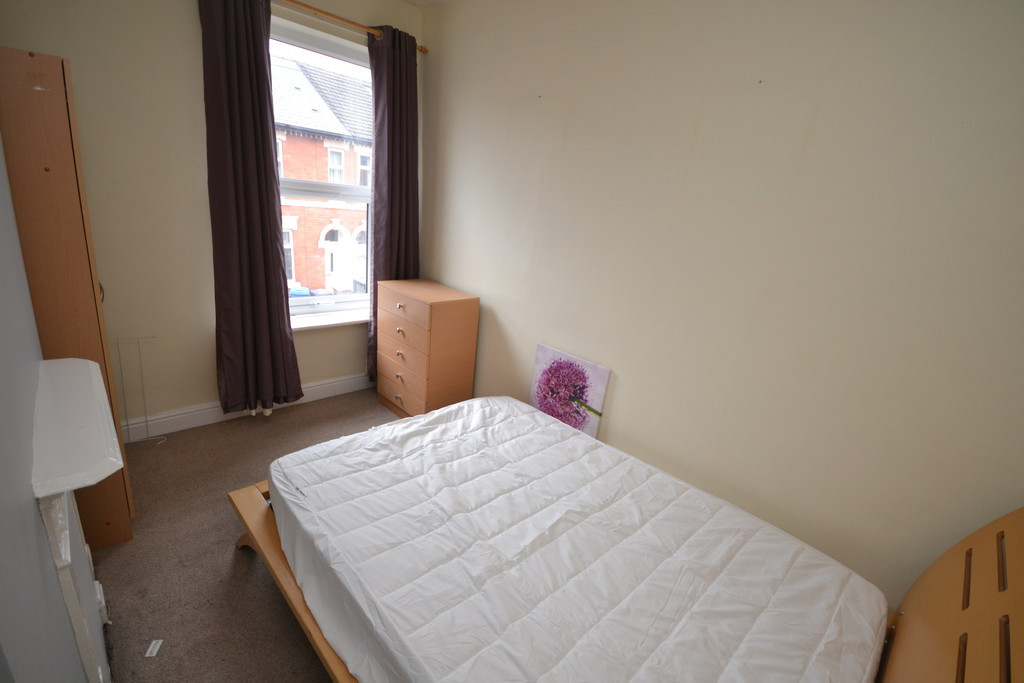 4 bed student house to rent on Harcourt Street, Derby, DE1 1PW StuRents