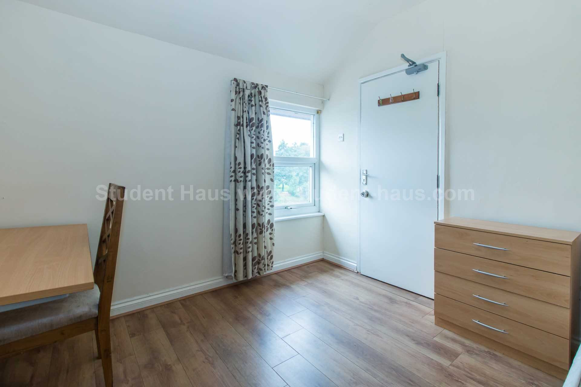 3 bed student house to rent on Lower Broughton Road, Salford, M7 2LH StuRents