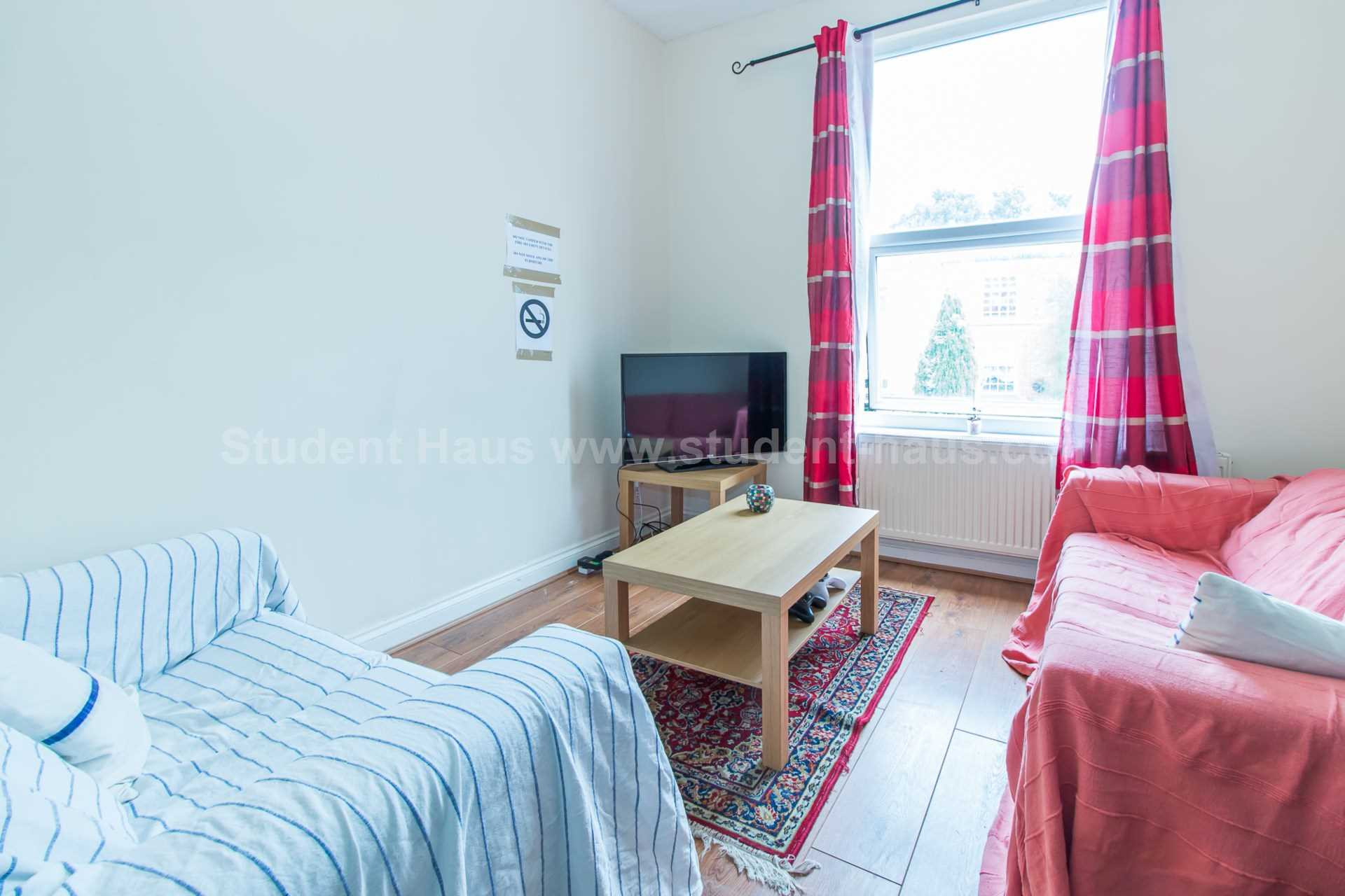 3 bed student house to rent on Lower Broughton Road, Salford, M7 2LH