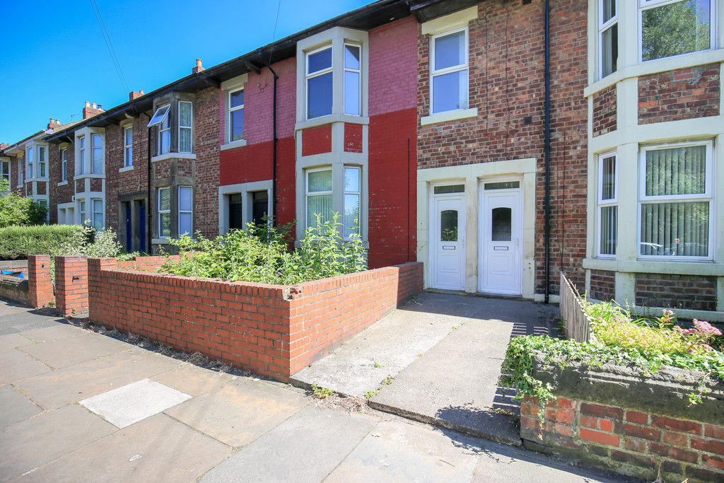 3 bed student house to rent on Stratford Grove West, Newcastle, NE6 5BB