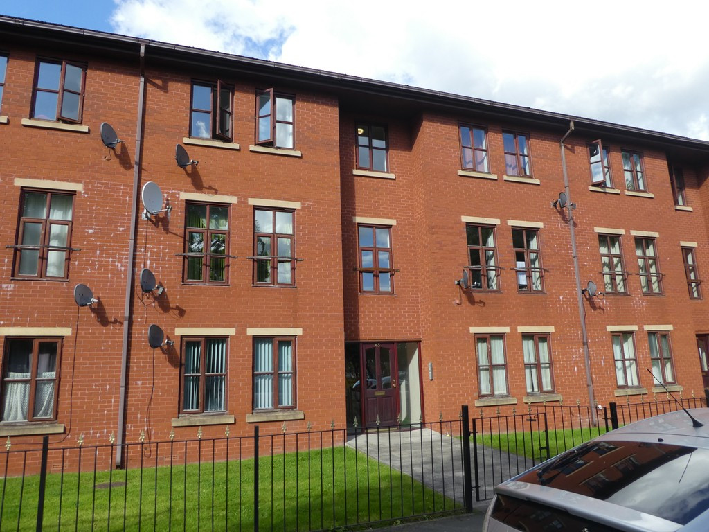 2 bed student house to rent on Ardwick Green North, Manchester, M12 6ER StuRents