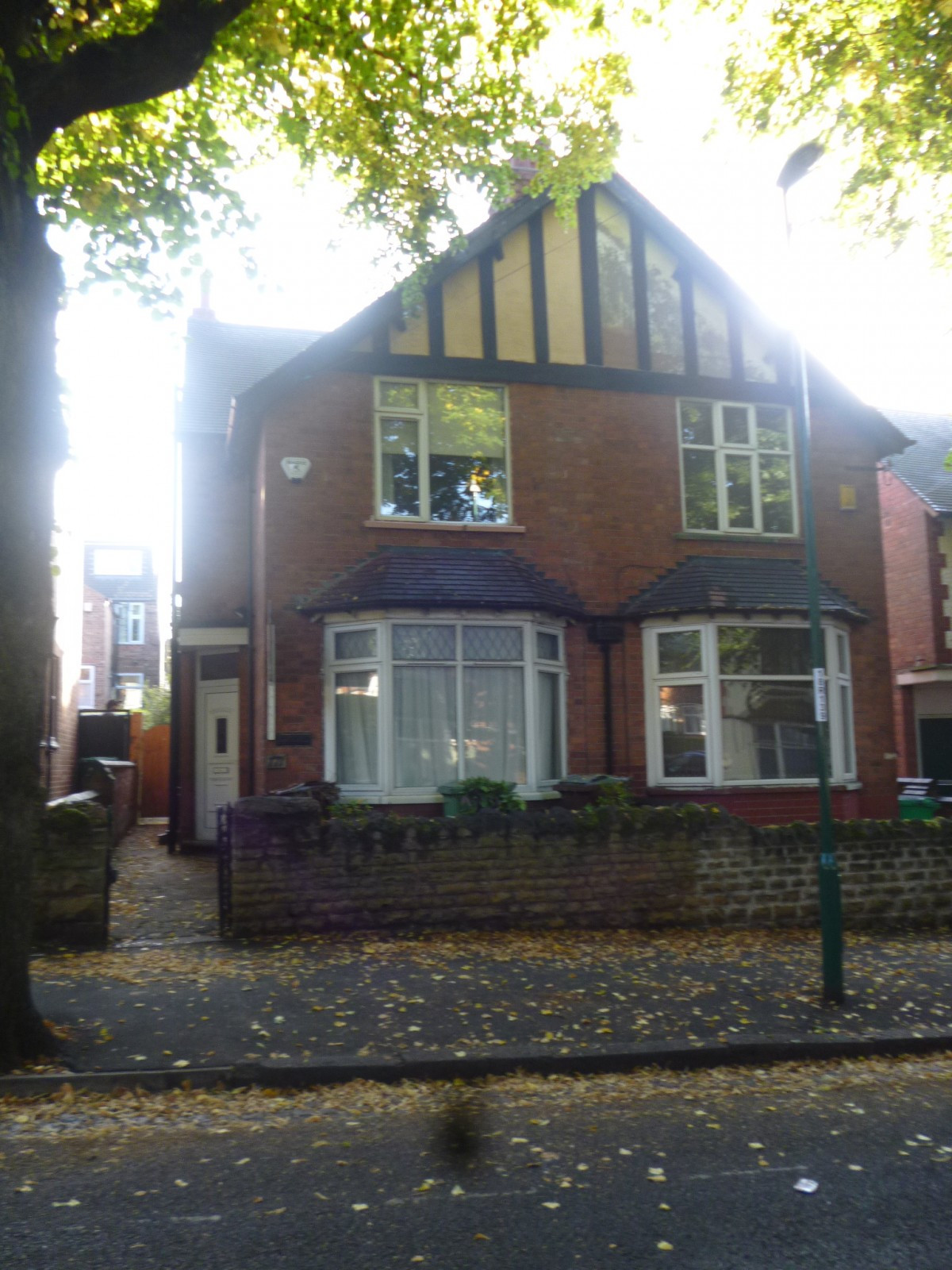 4 bed student house to rent on Rolleston Drive, Nottingham, NG7 1JZ