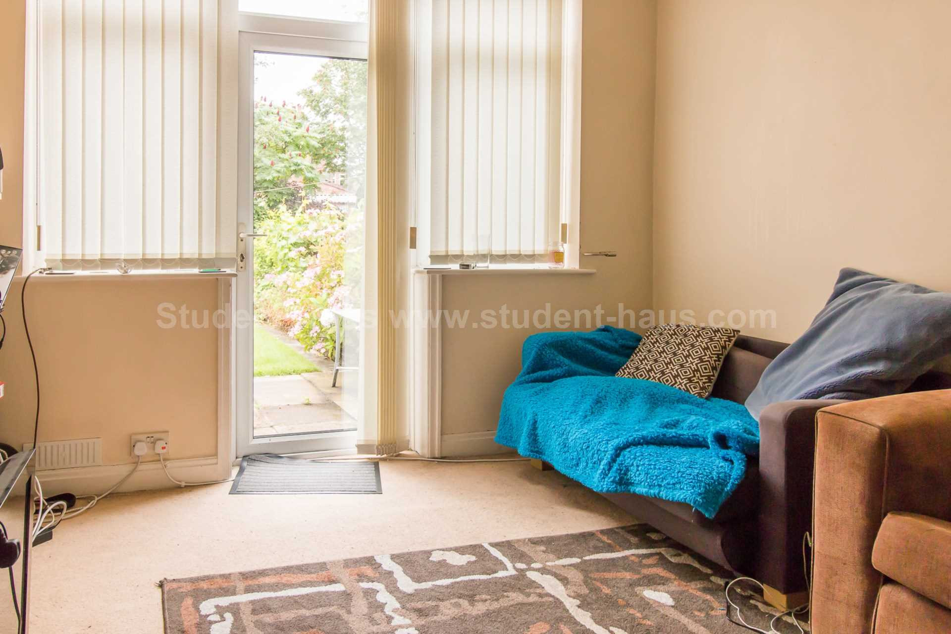 4 bed student house to rent on Bolton Road, Salford, M6 7HN StuRents