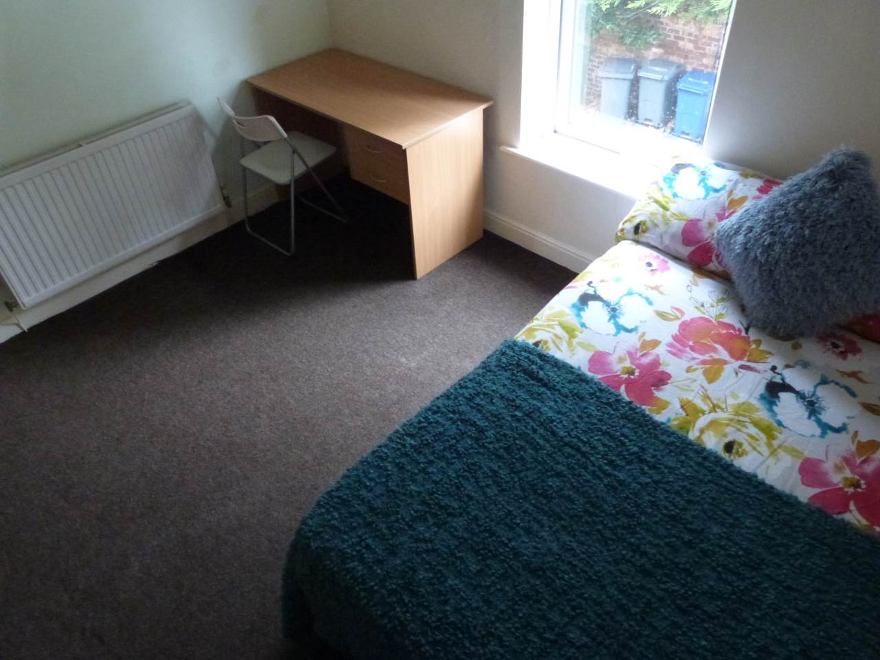 4 bed student house to rent on CHAPEL STREET, Ormskirk, L39 4QE StuRents