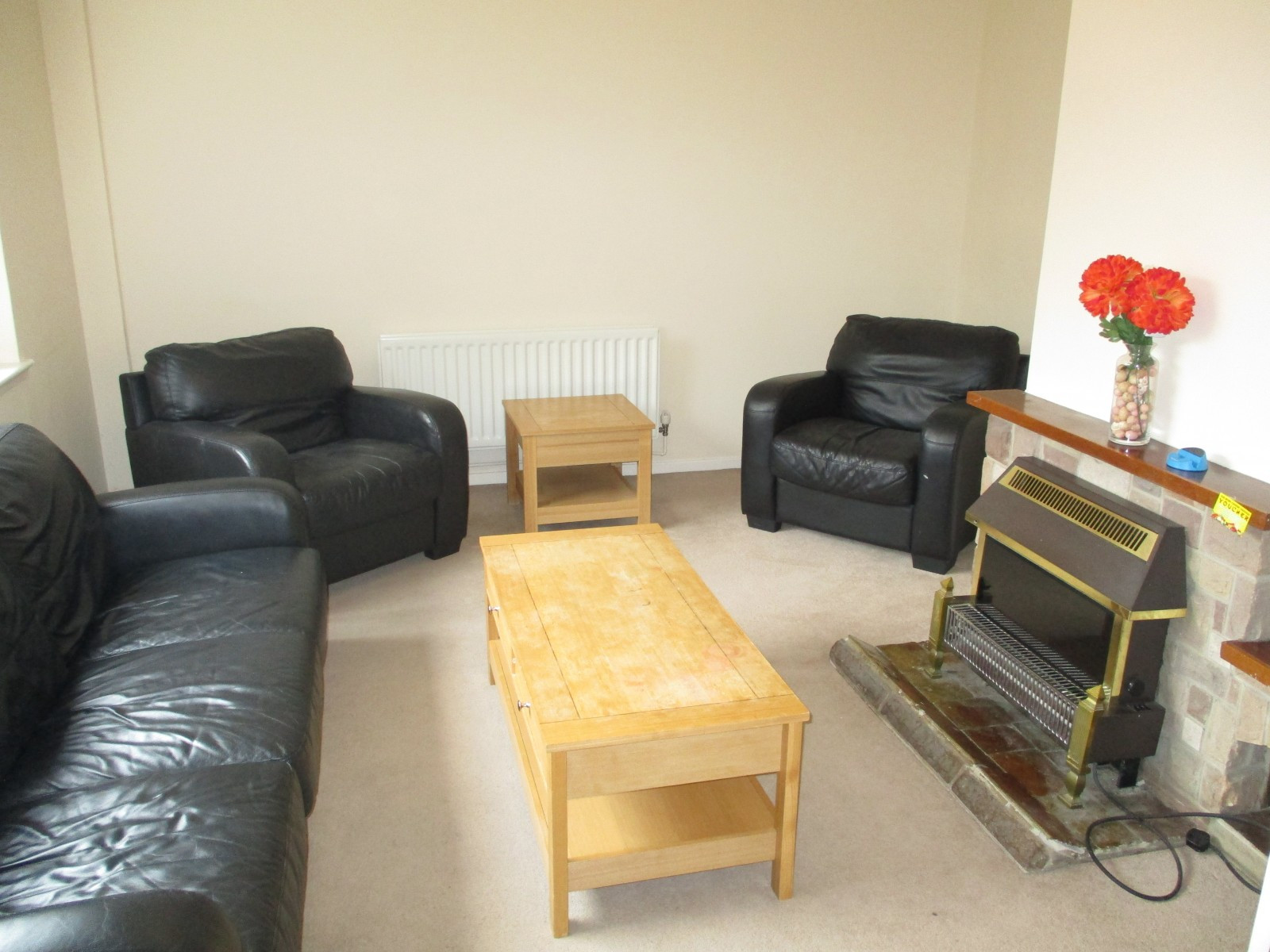 3 bed student house to rent on Radford Bridge Rd, Nottingham, NG8 1NN StuRents