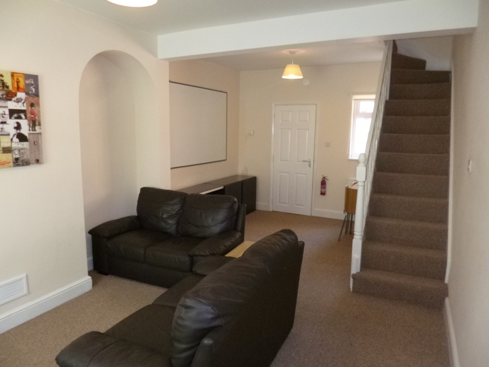 2 bed student house to rent on Dunkirk Road, Nottingham, NG7 2LF StuRents