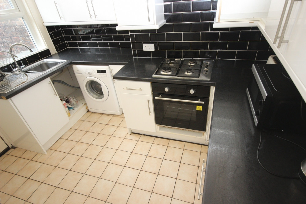 6 bed student house to rent on Rossett Avenue, Liverpool, L17 2AP