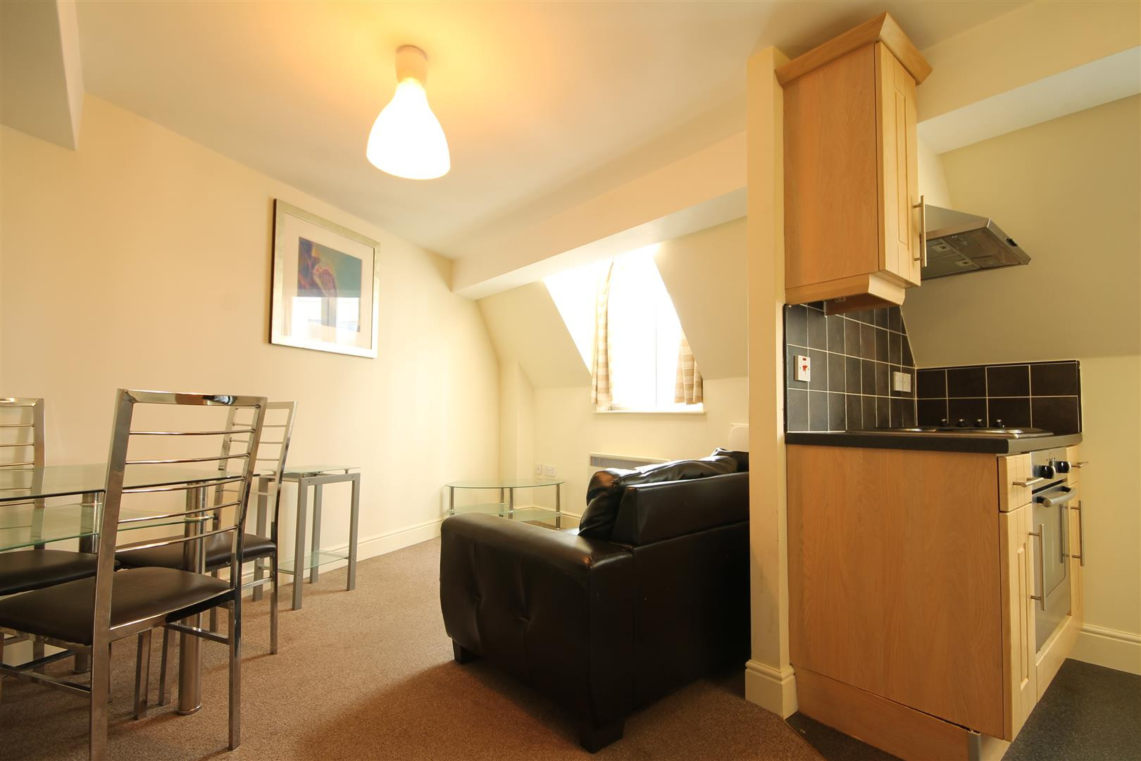 2 bed student house to rent on Westmorland Road, Newcastle, NE1 4EG