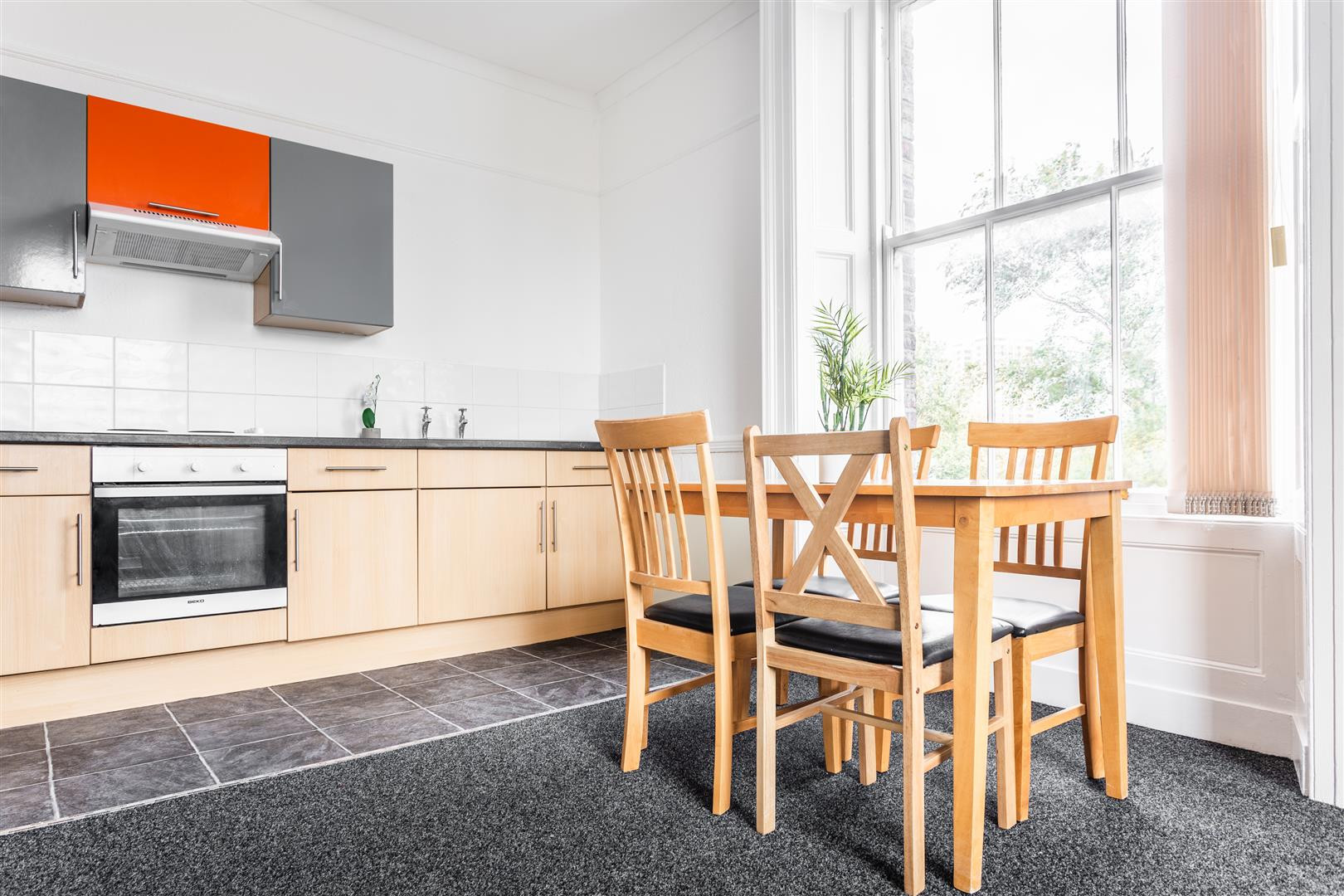 4 bed student house to rent on 8088 Elswick Road, Newcastle, NE4 6JL StuRents