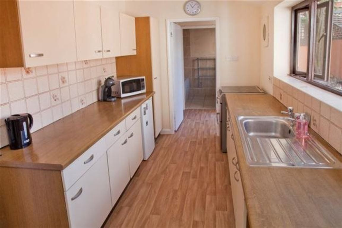 4 bed student house to rent on Cranwell Street, Lincoln, LN5 8BH StuRents