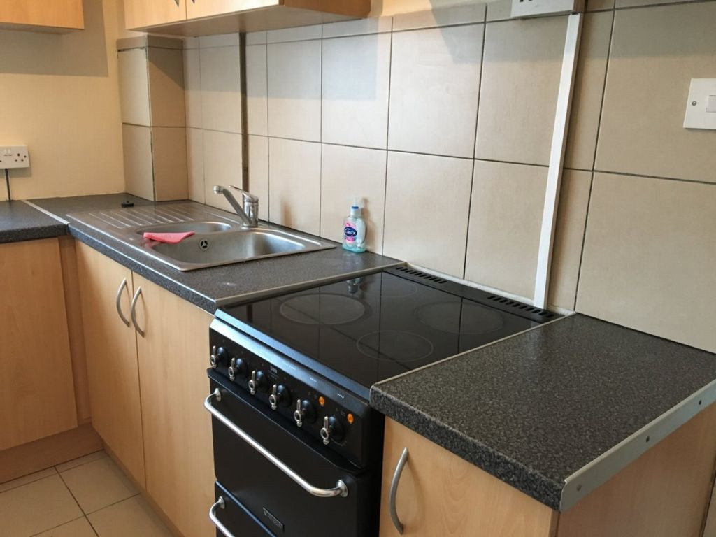 4 bed in Hatfield Pond Croft StuRents