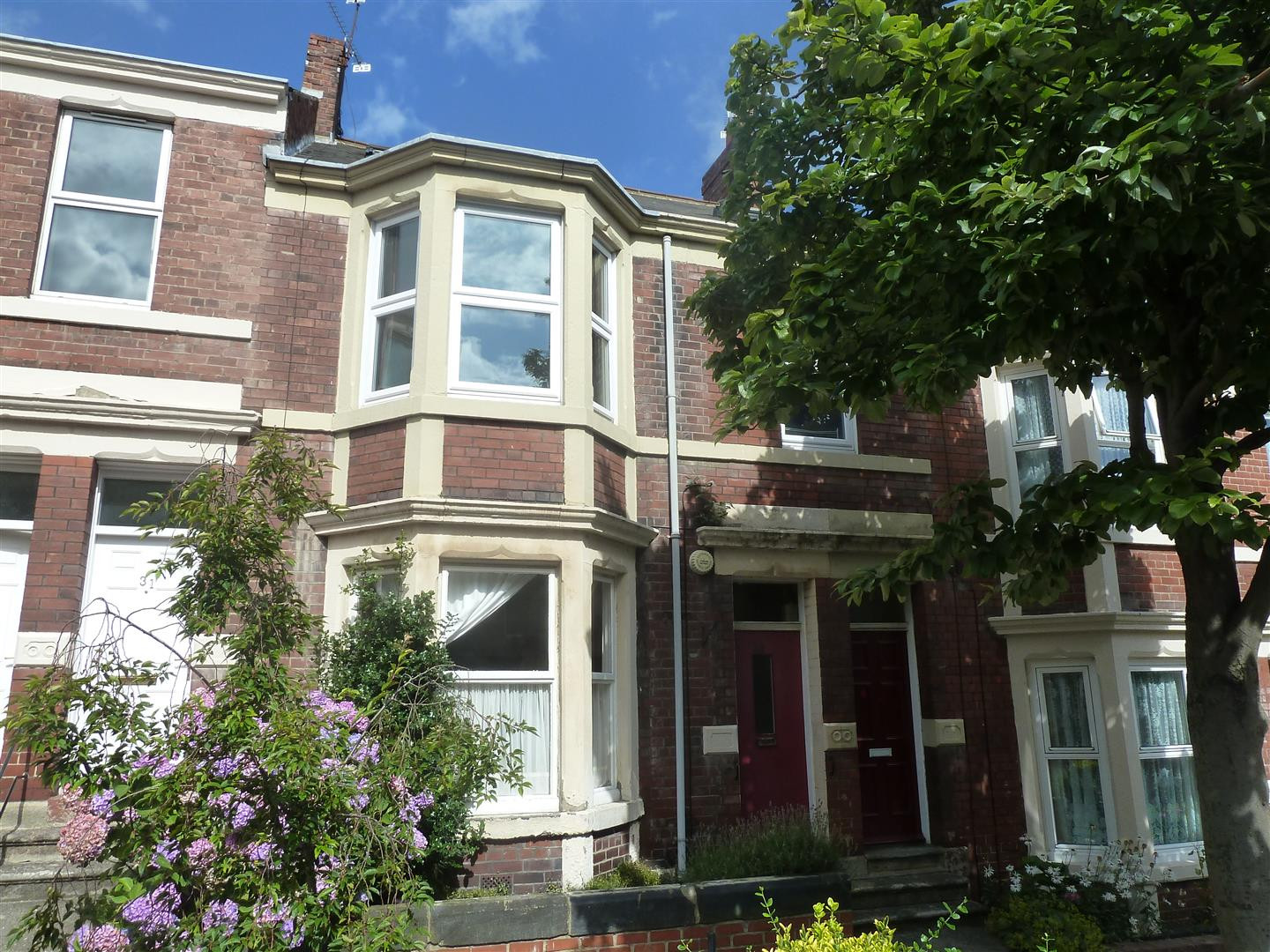 4 bed student house to rent on Amble Grove, Newcastle, NE2 1NY StuRents