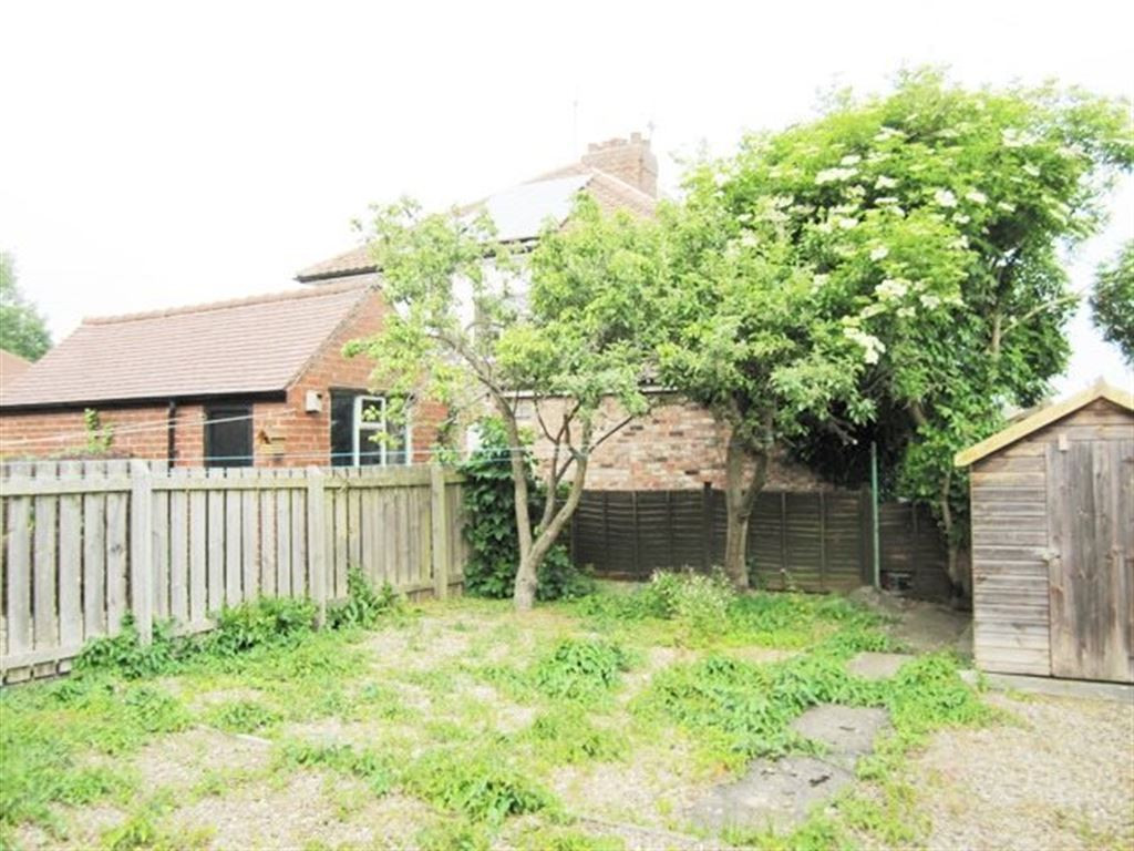 4 bed student house to rent on Anson Drive, Fulford, YO10 4LH StuRents