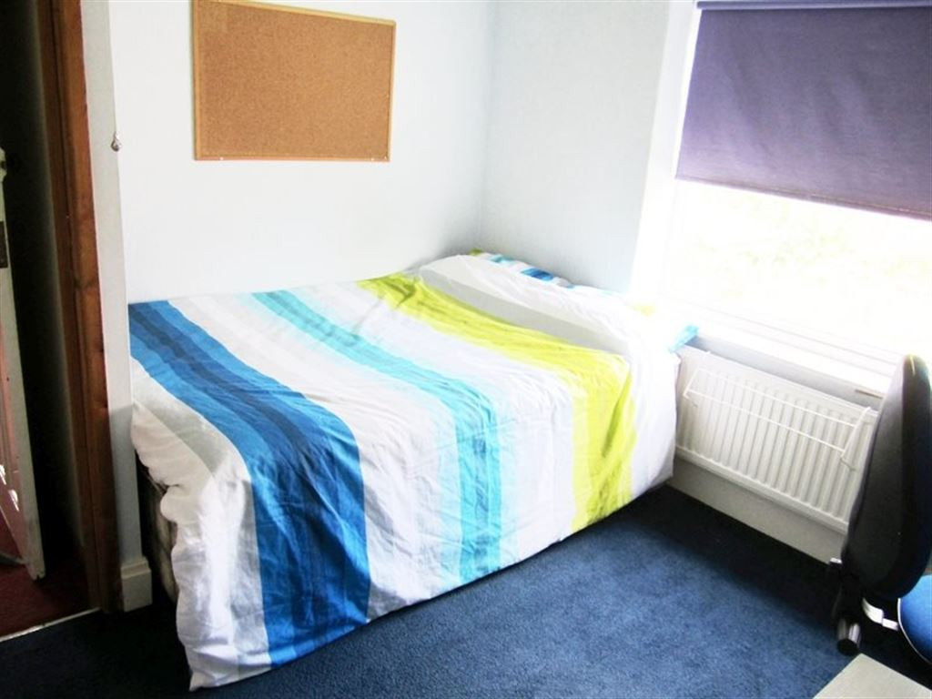 4 bed student house to rent on Fulford Road, York, YO10 4ET StuRents