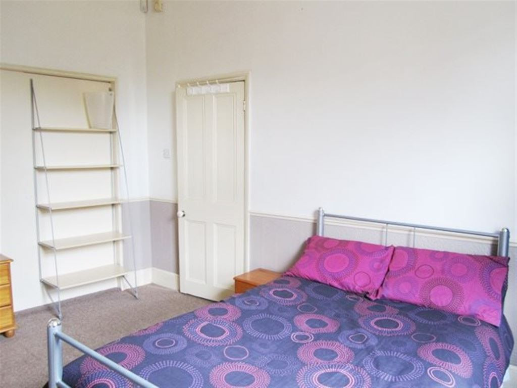 4 bed student house to rent on Heslington Road, York, YO10 5AX StuRents