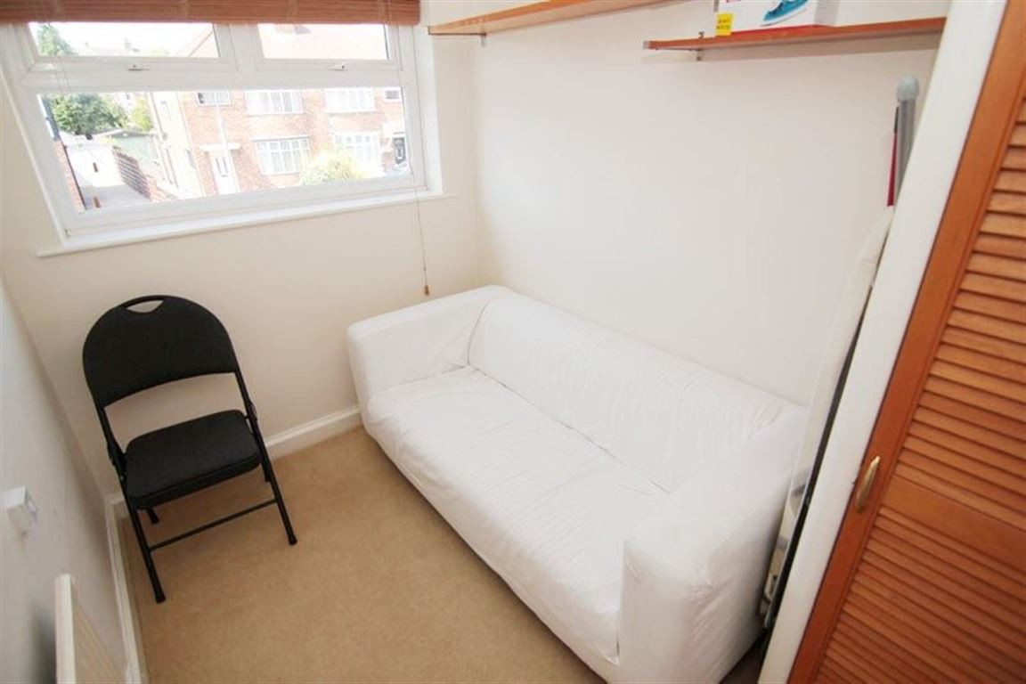 3 bed student house to rent on Anson Drive, Fulford, YO10 4LH StuRents