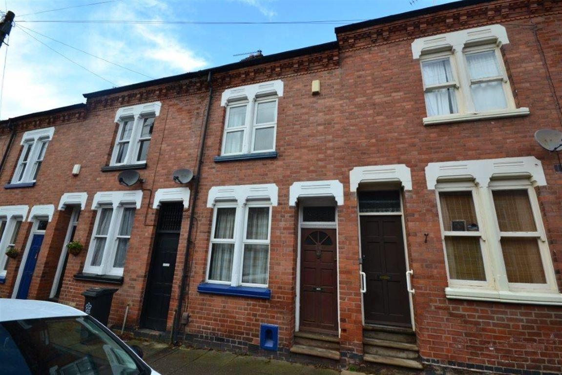 2 bed student house to rent on Avenue Road Extension, Leicester, LE2
