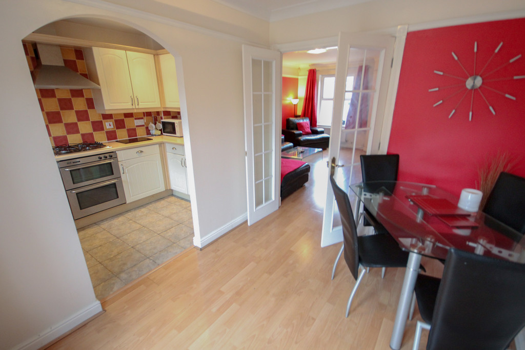 3 bed student house to rent on Mansion Gate, Leeds, LS7 4SY StuRents