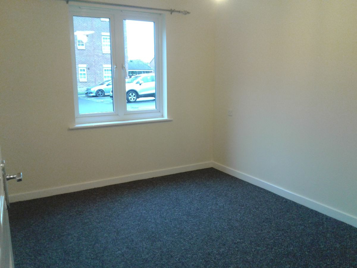 2 bed student house to rent on Clough Close, Middlesbrough, TS5 5DW StuRents