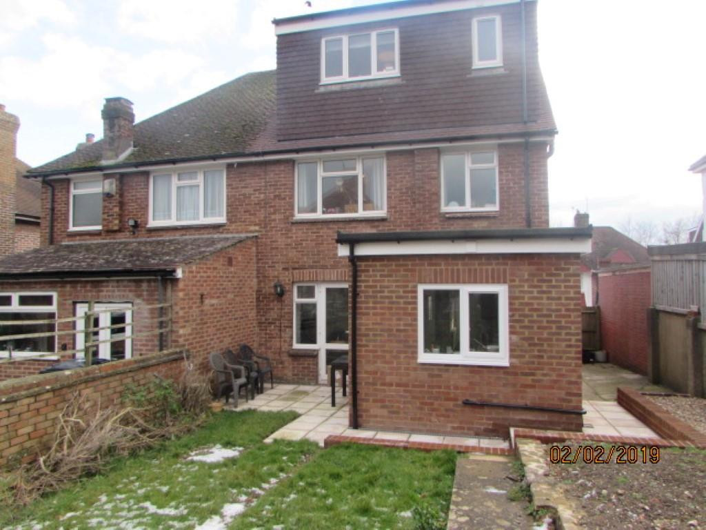 6 bed student house to rent on Park Road, Brighton, BN1 9AB StuRents