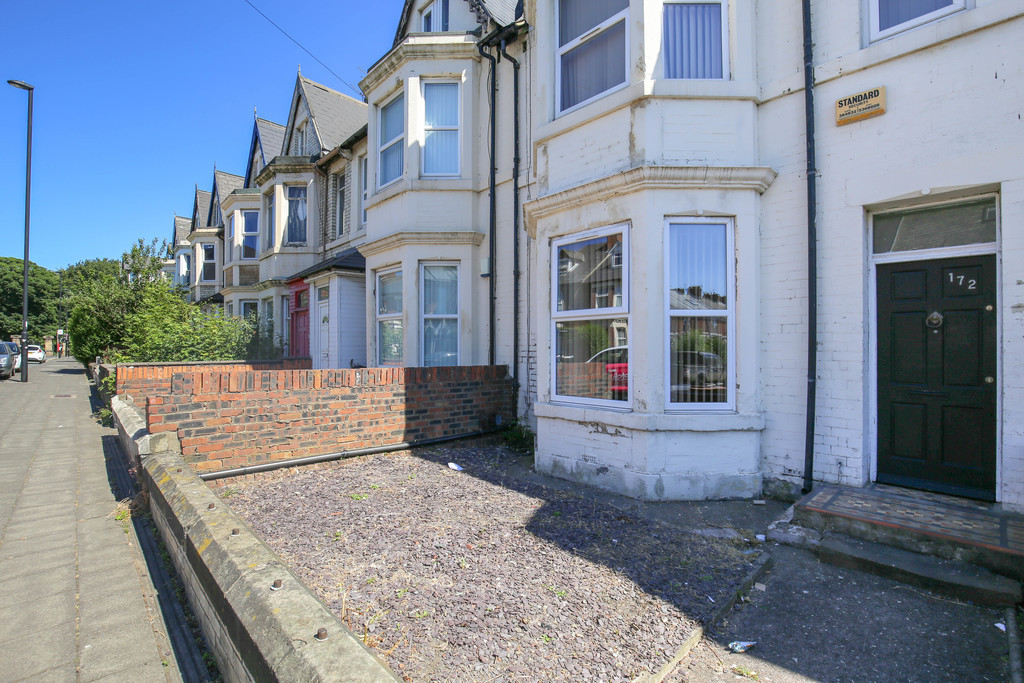 5 bed student house to rent on Heaton Park Road, Newcastle, NE6 5AP