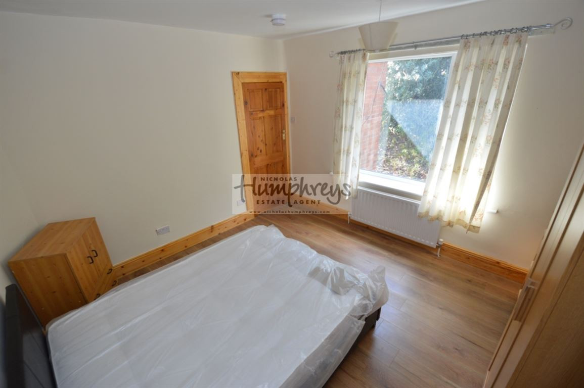 4 bed student house to rent on Matthew Bank, Newcastle, NE2 3RD StuRents