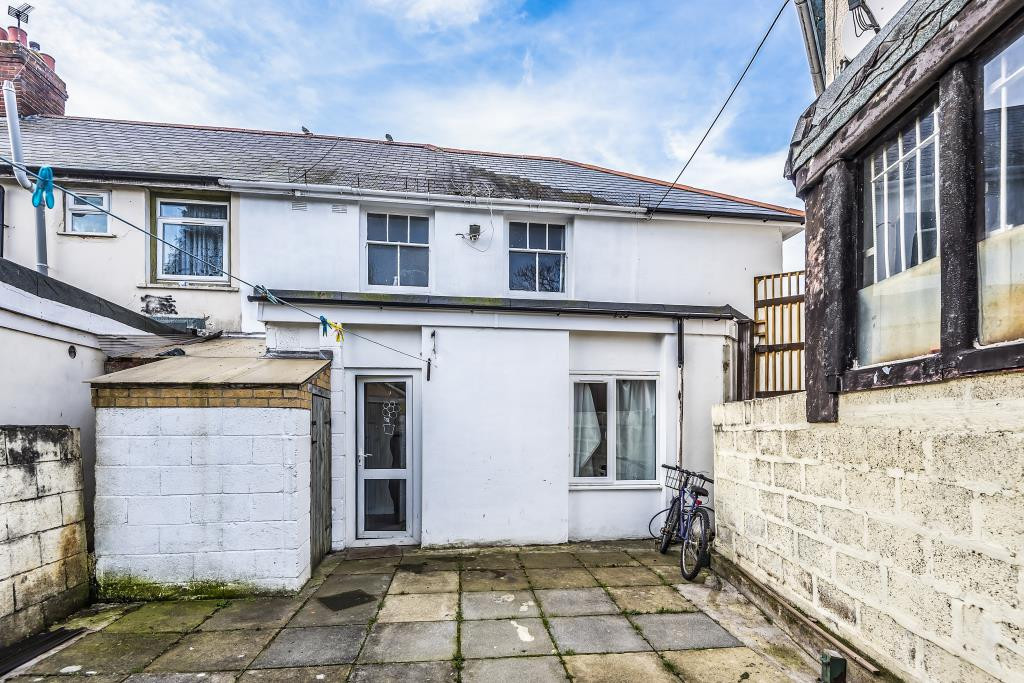 8 bed student house to rent on Off Cowley Road, Oxford, OX4 3BH StuRents