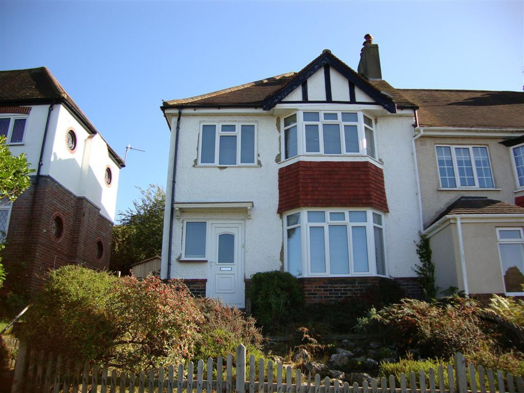 3 bed student house to rent on Nyetimber Hill, Brighton, BN2 4TL StuRents