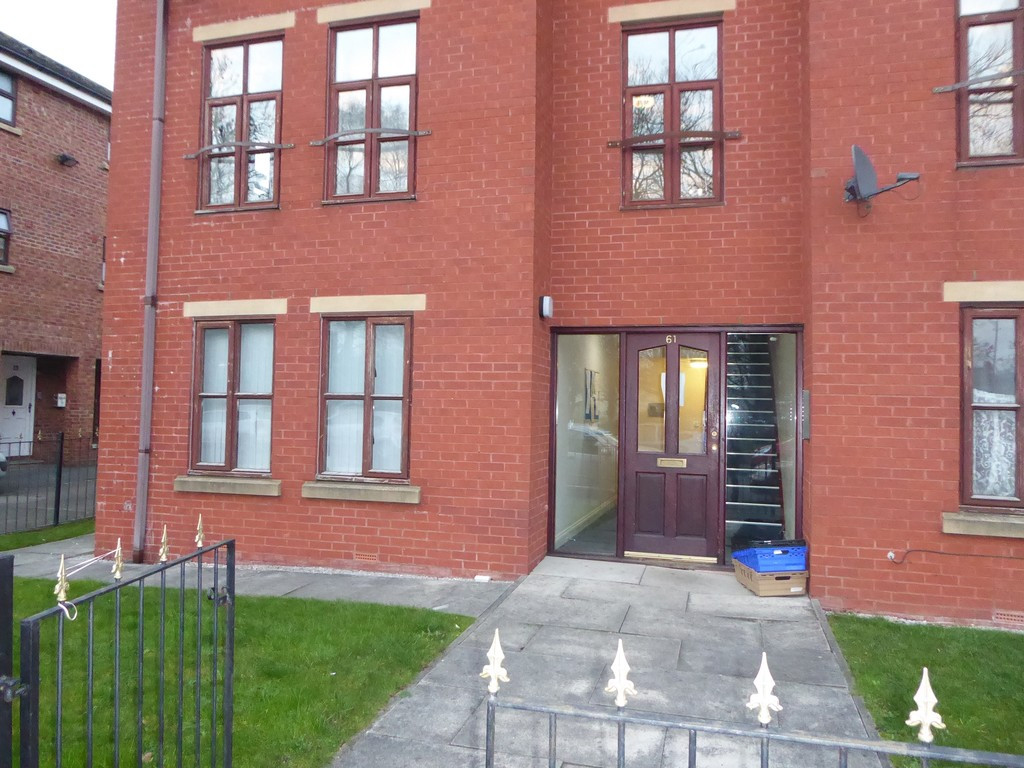 2 bed student house to rent on Ardwick Green North, Manchester, M12 6ER StuRents
