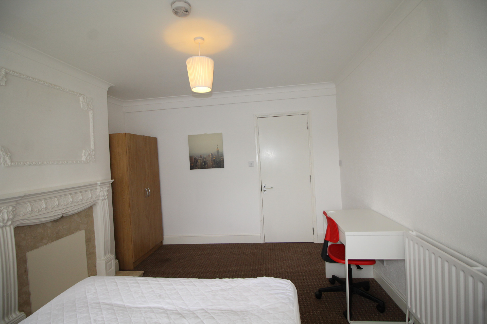 4 bed student house to rent on Biggin Hall Crescent, Coventry, CV3 1GS