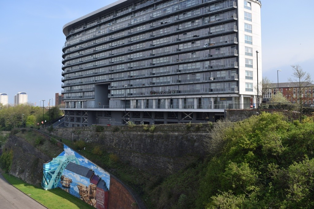 2 bed student house to rent on Echo Building, Sunderland, SR1 1XD StuRents