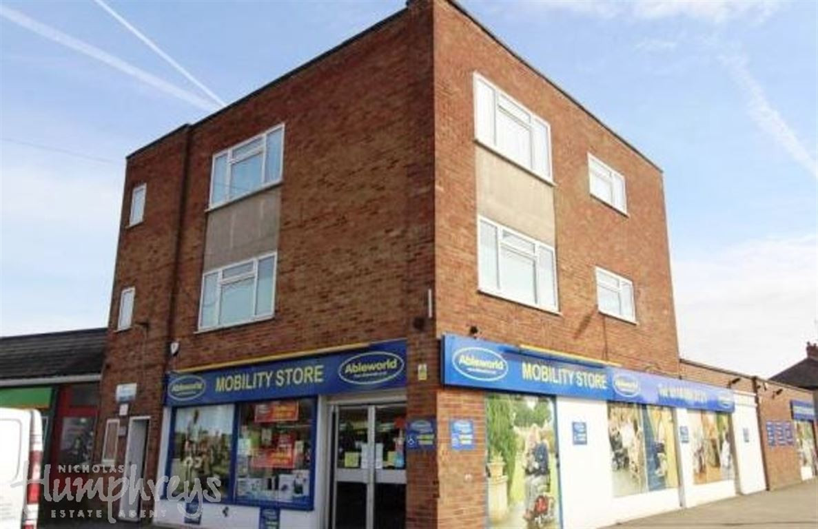 3 bed student house to rent on Shinfield Road, Reading, RG2 8HA StuRents