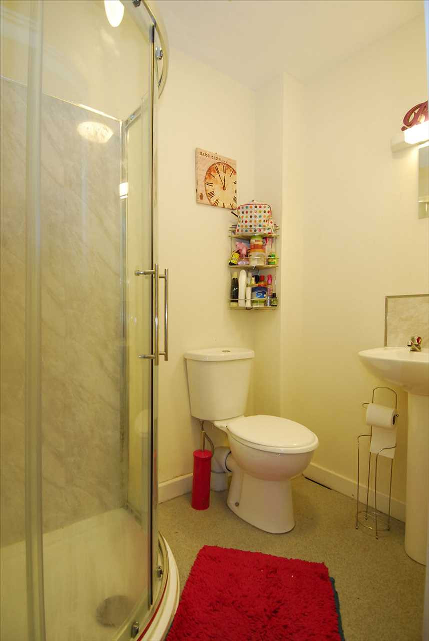 6 bed student house to rent on Harwell Street, Plymouth, PL1 5BN StuRents 6 bed student house to rent on Harwell Street, Plymouth, PL1 5BN StuRents