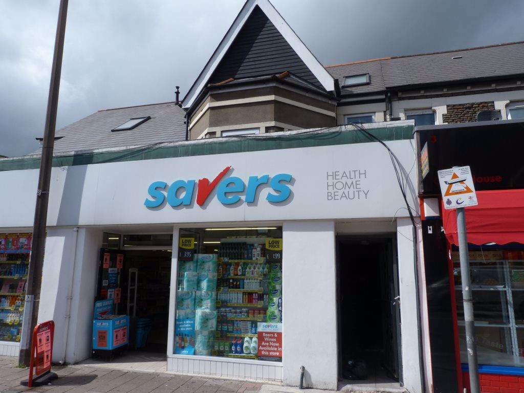 3 bed student house to rent on Albany Road, Cardiff, CF24 3LH StuRents