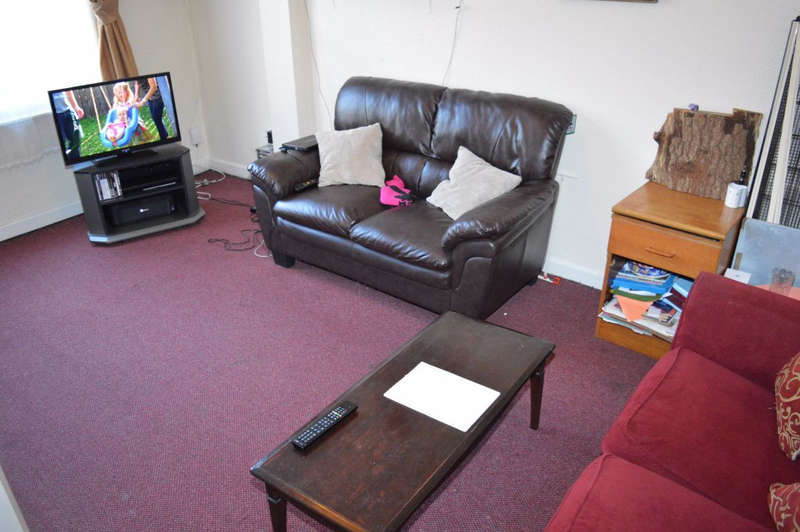 5 bed student house to rent on Brunswick Road, Norwich, NR2 2HA StuRents