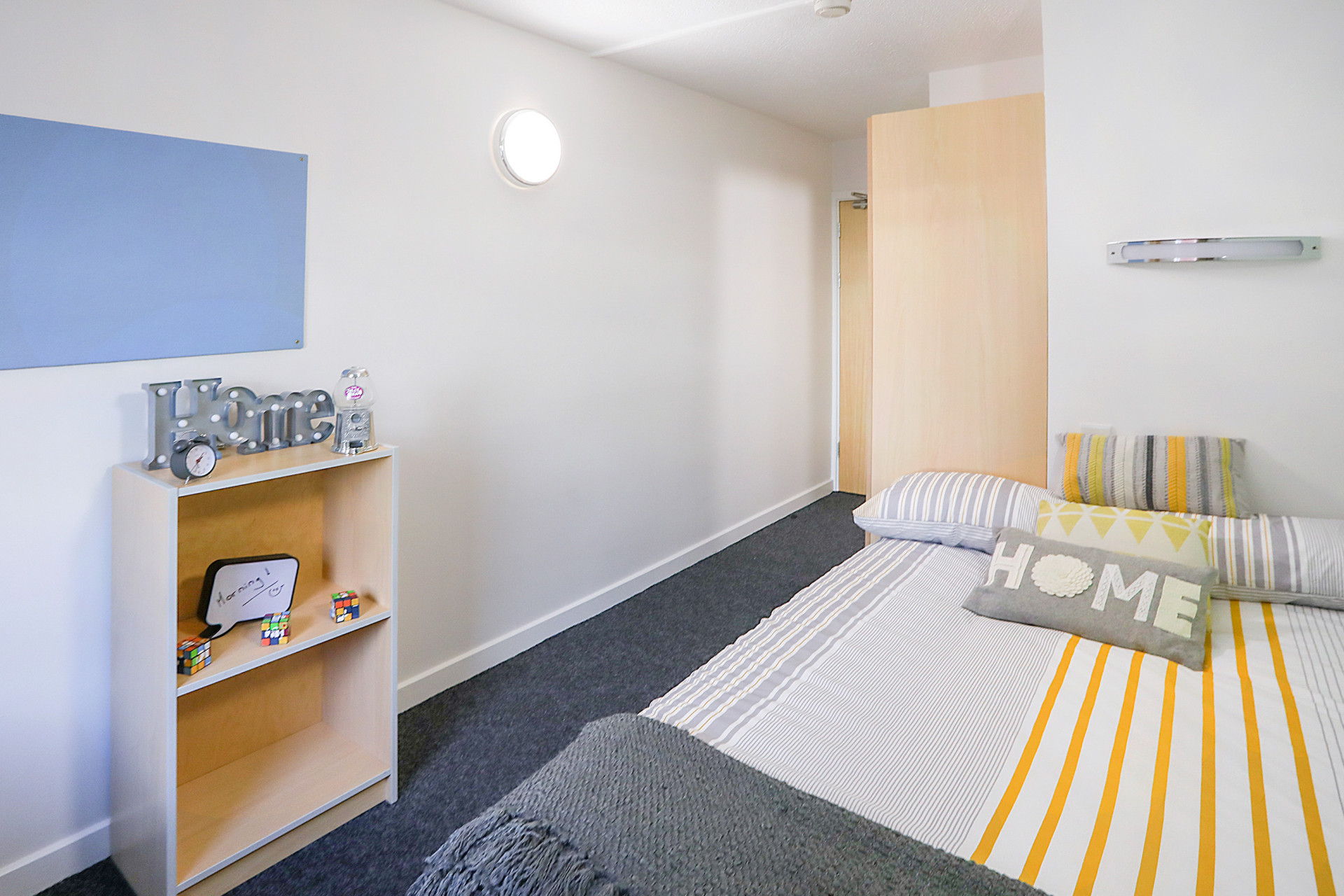 Ensuite student 1 bed flat to rent on Leighton Street, Preston, PR1 8RH StuRents