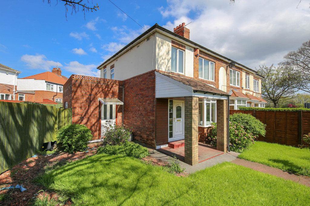 4 bed student house to rent on Cochrane Park Avenue, Newcastle, NE7 7JU