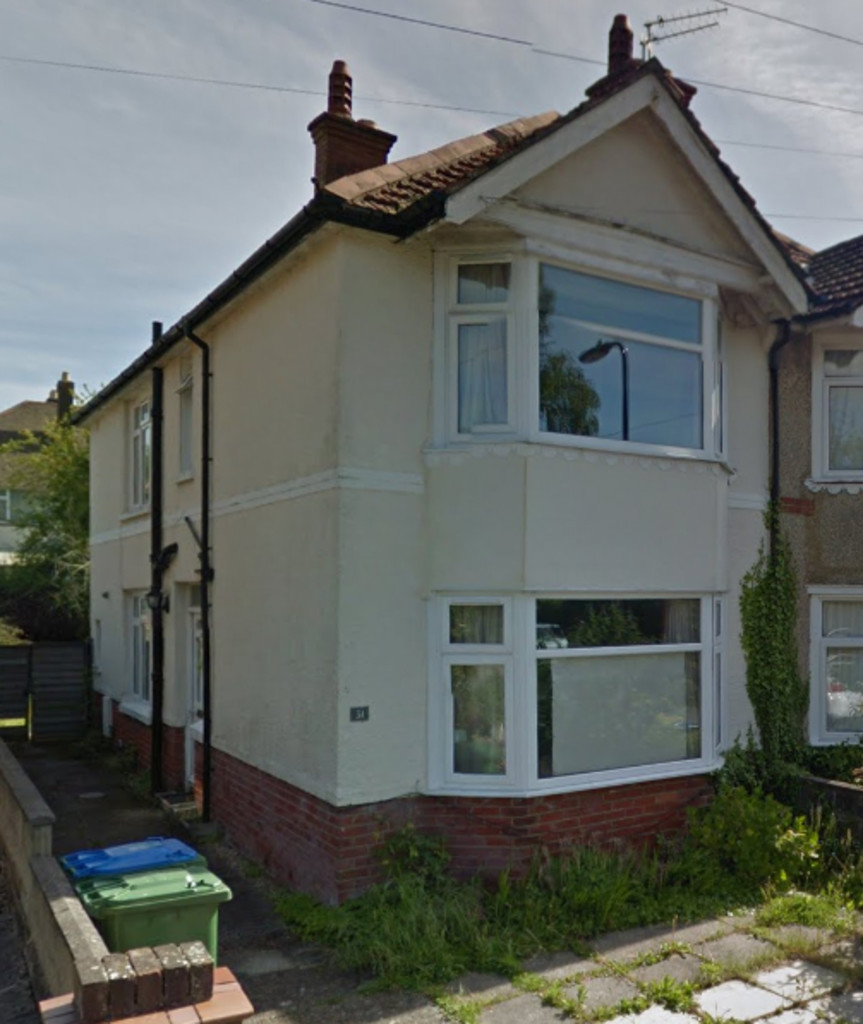 4 bed student house to rent on Roselands Gardens, Southampton, SO17 1QG