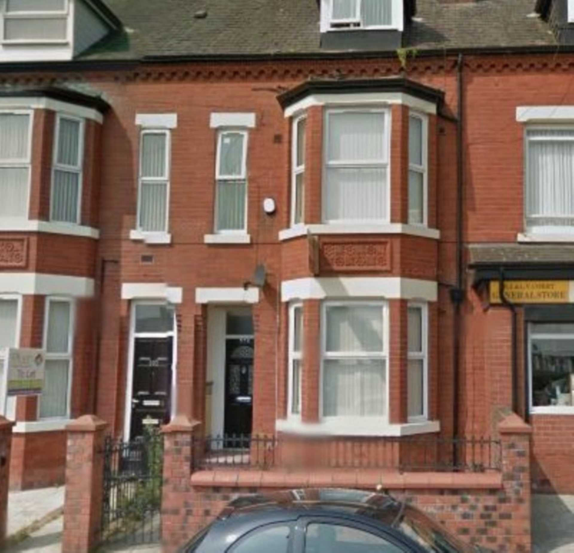 6 bed student house to rent on Weaste Lane, Salford, M5 5HF StuRents