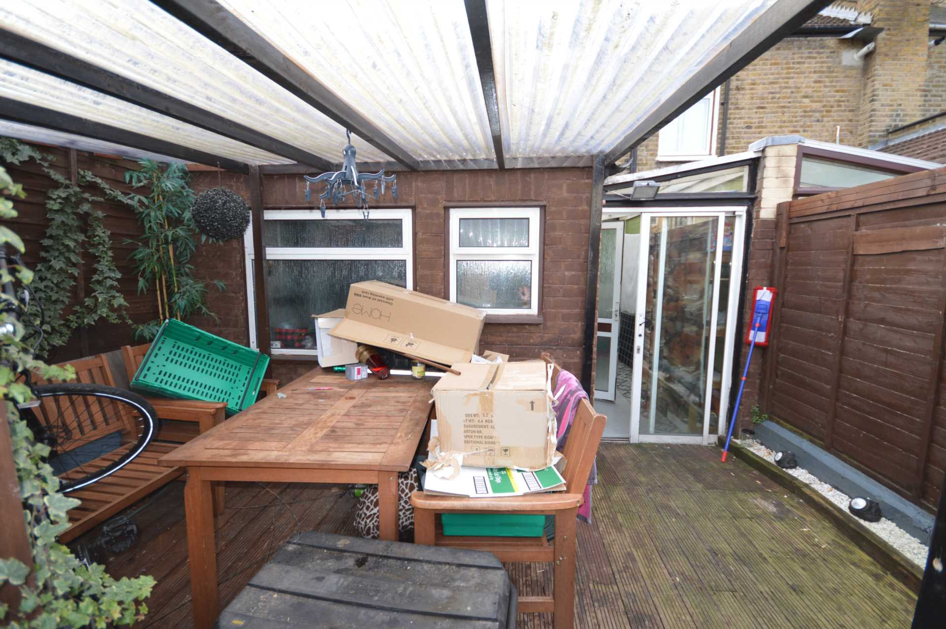 2 bed student house to rent on Humberstone Road, London, E13 9NH StuRents